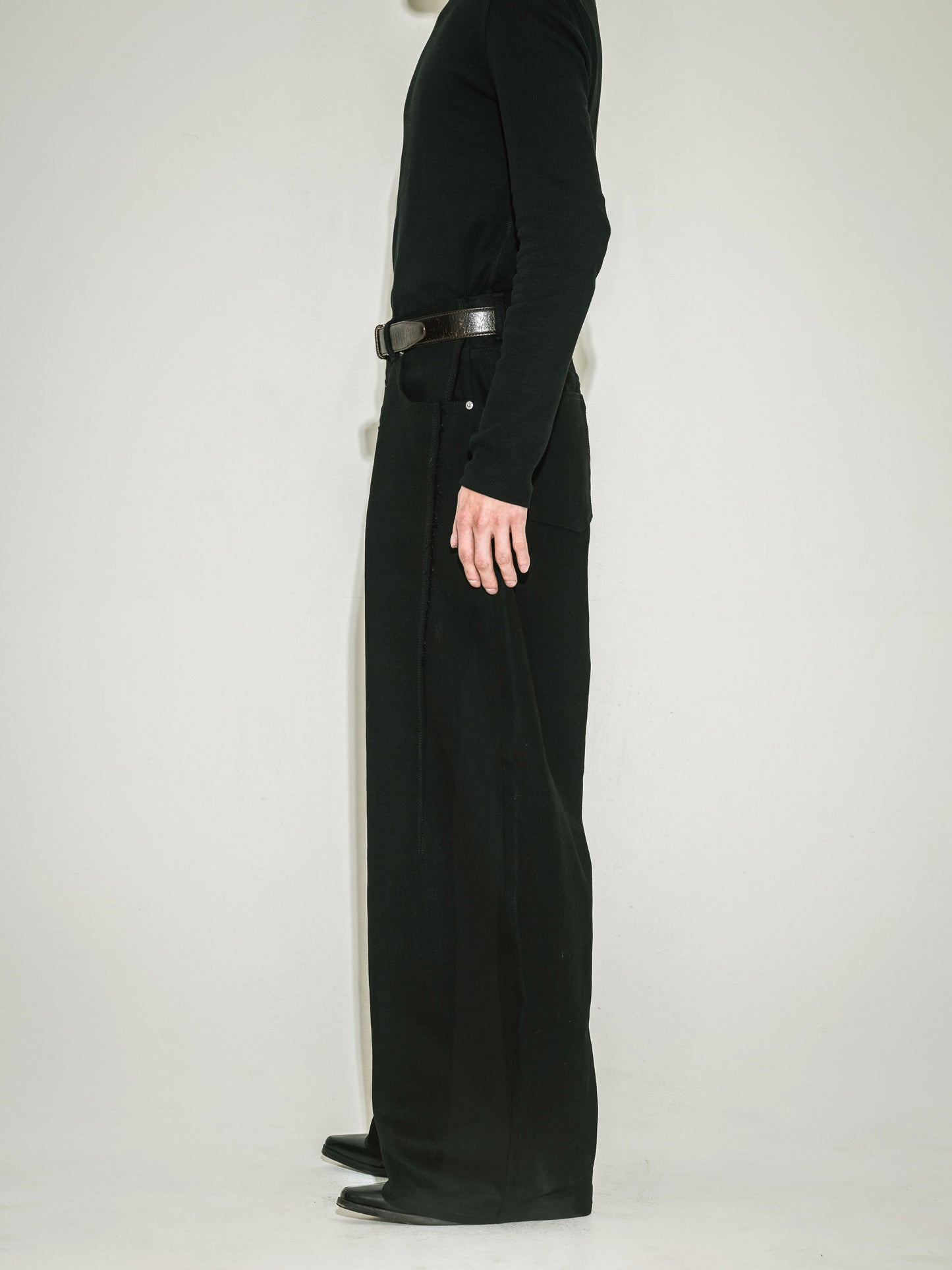 Defined Wide Denim 【Black】