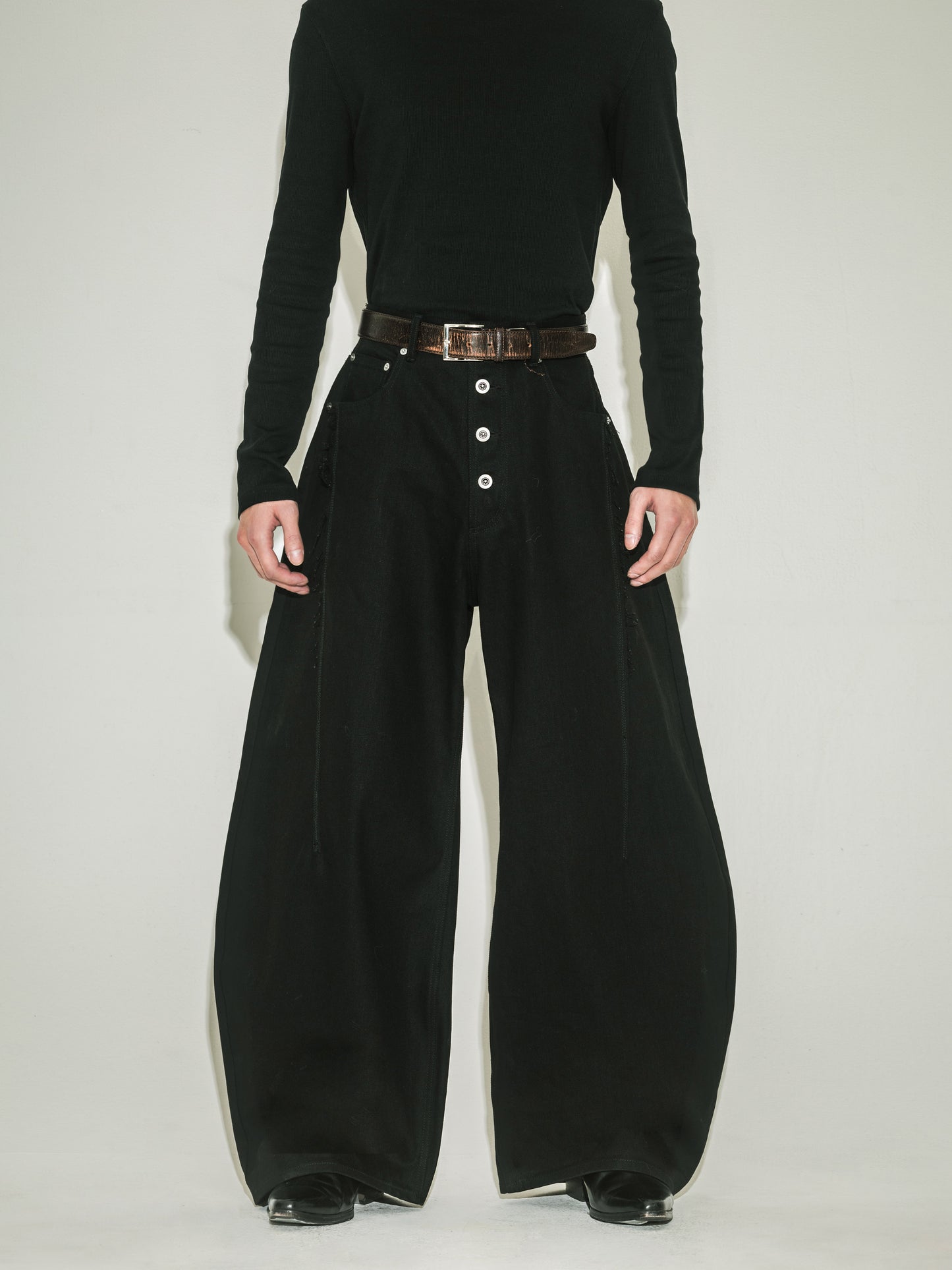 Defined Wide Denim 【Black】