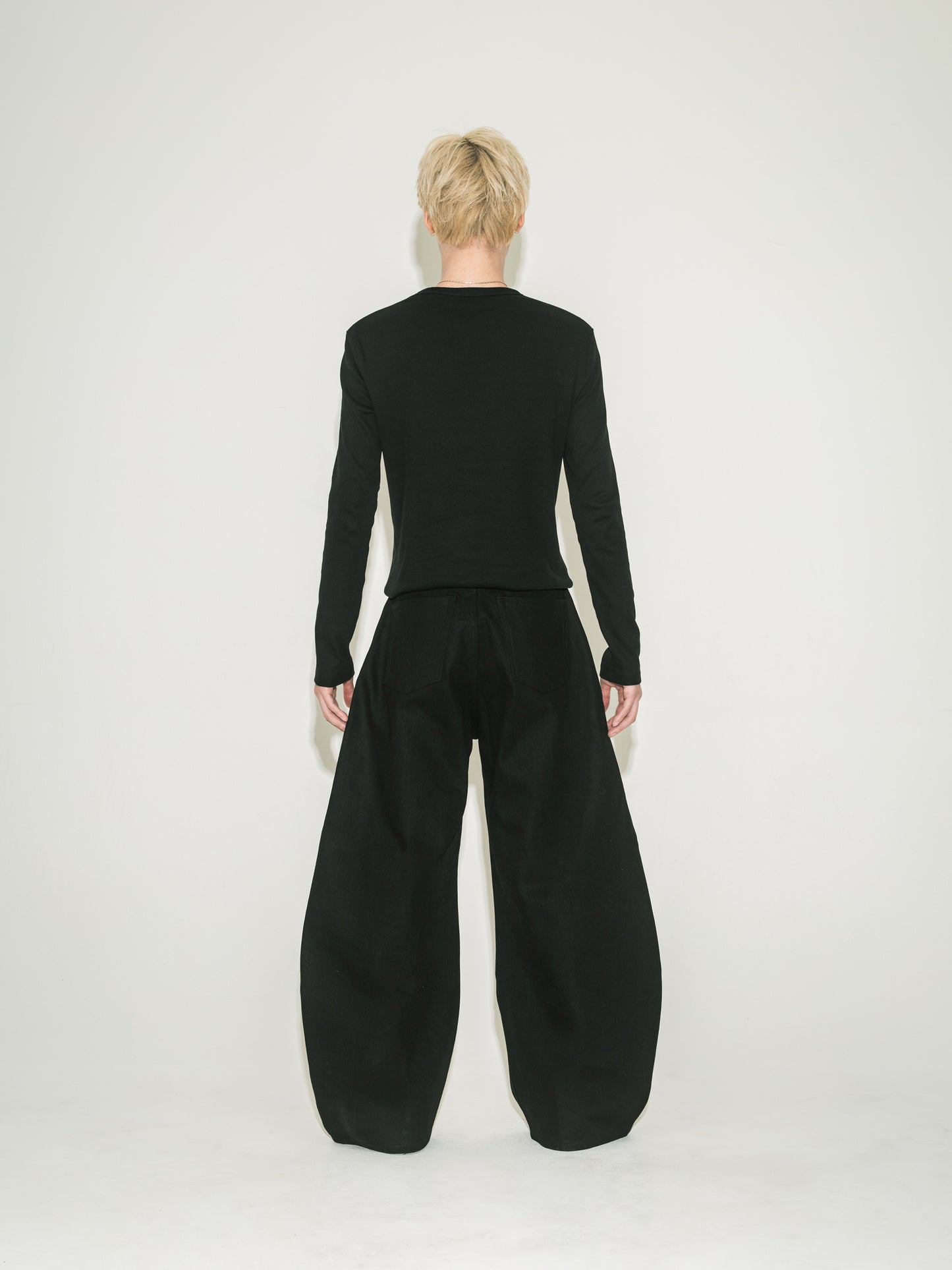 Defined Wide Denim 【Black】